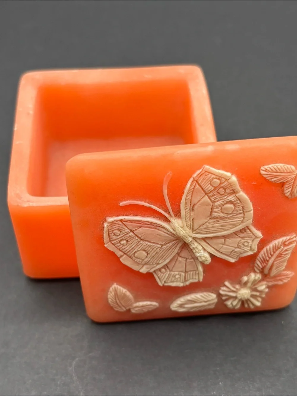 Vintage 1984 Pink Butterfly Resin Trinket Box Design Gifts International Art